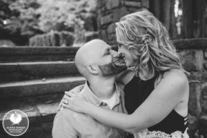 romantic philly engagement photo ideas