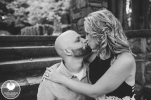 romantic philly engagement photo locations