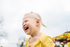 candid fall family photographer