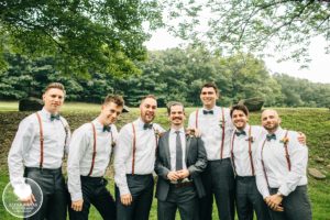 groomsmen photo inspiration