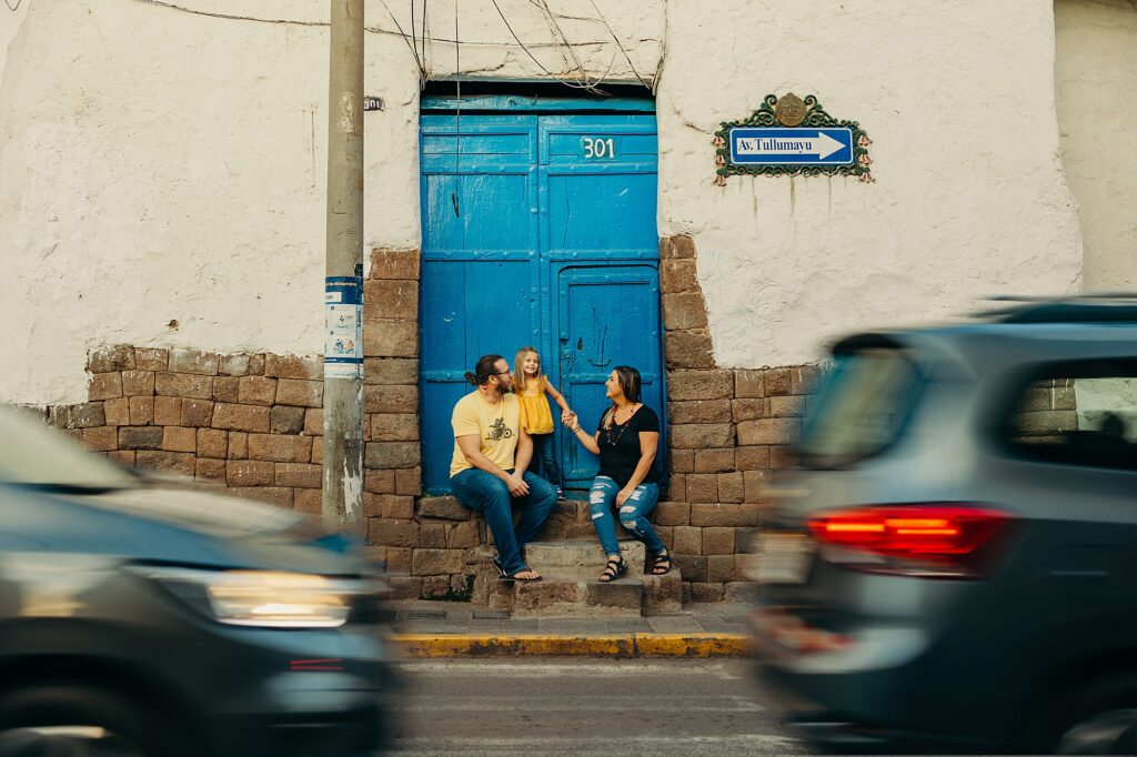 urban family photoshoot in Peru by Traveling family photographer Alexa Nahas 