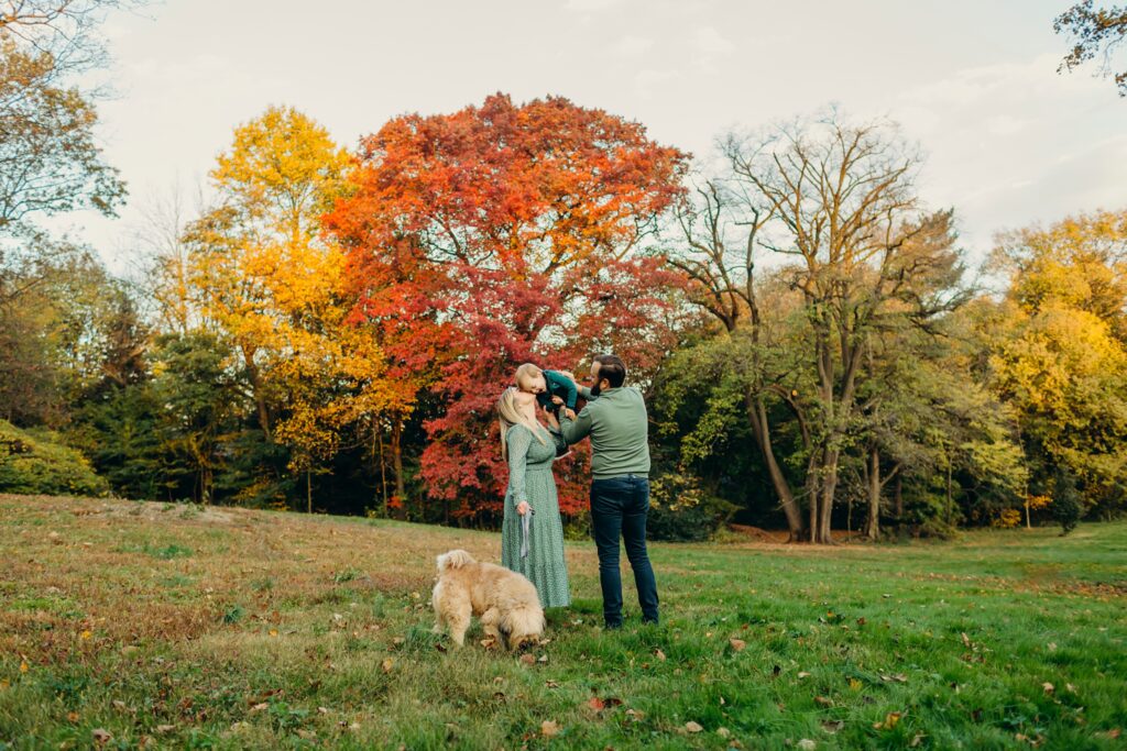 a family fall photoshoot in Philadelphia with their dog 