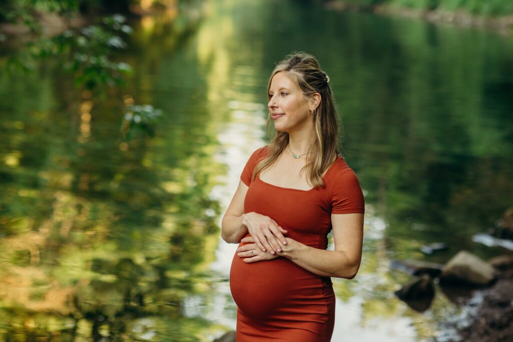 summer maternity photos in Wissahickon Park in Philadelphia. 