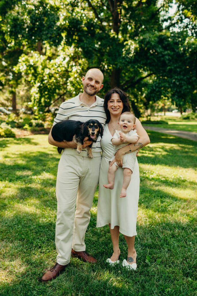 adorable family photos with pet dachshund at Fairmount Park in Philadelphia